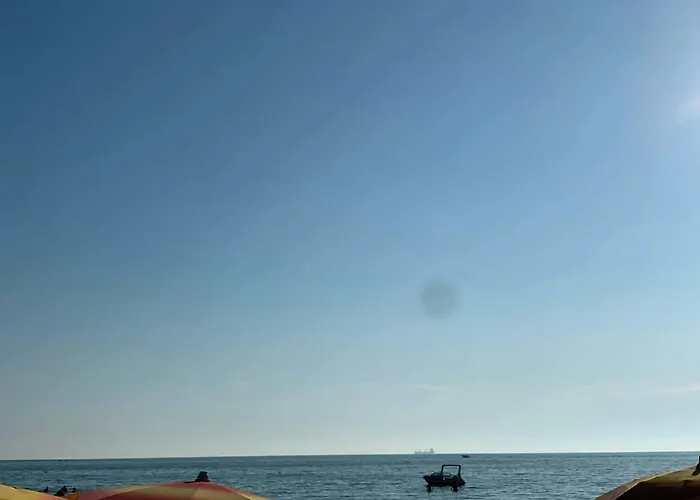 Gzim's * Durrës