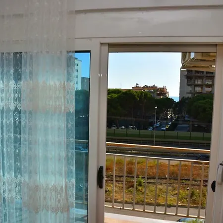 Gzim's Lägenhet Durrës